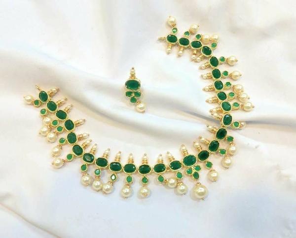 Green emeralds for partywear