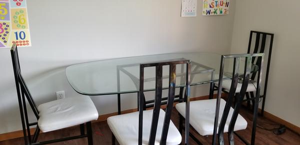 Glass Dining Table + 4 Metal chairs