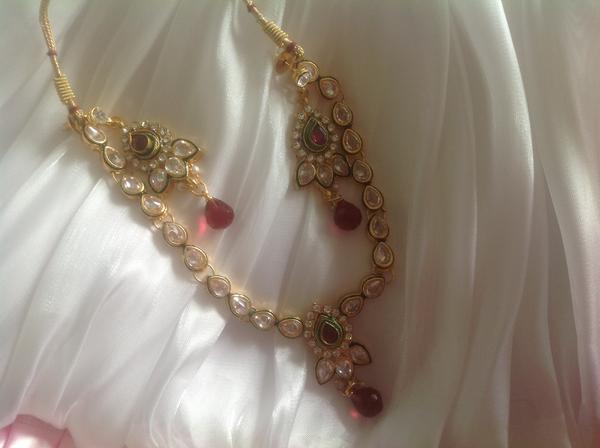 Kundan necklace and earring set