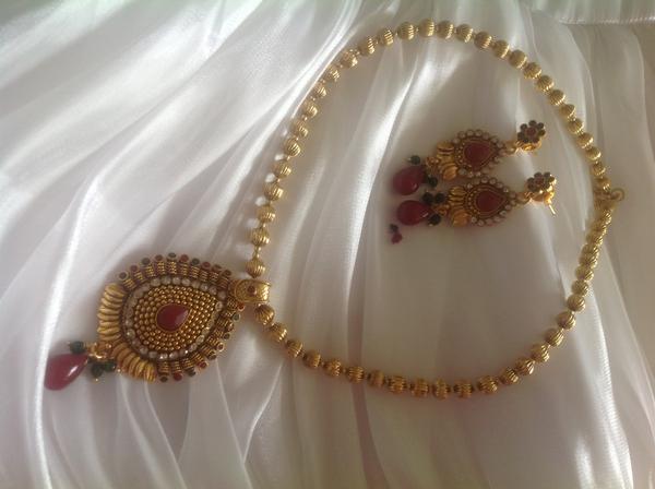 Antique earring and necklace set